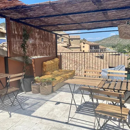 Nomad Aparthotel 3*
