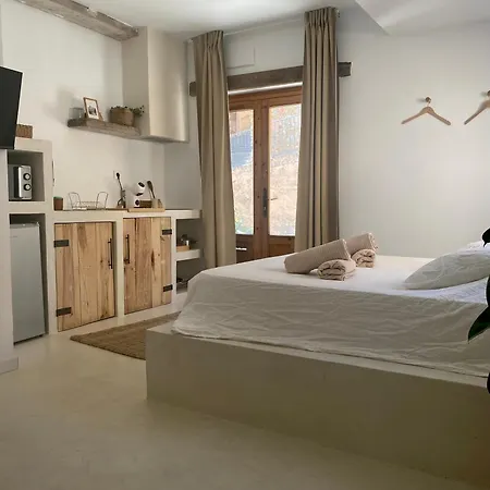 Aparthotel Nomad *