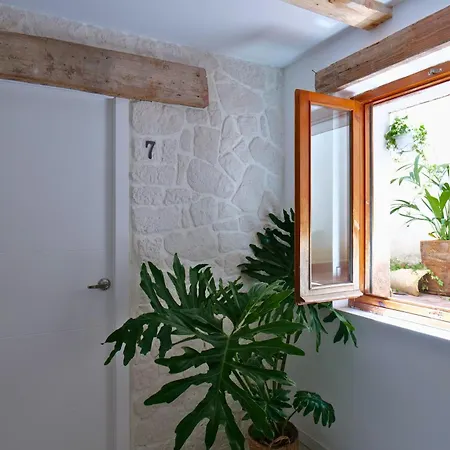 アパートホテル Nomad Huerta de Vero